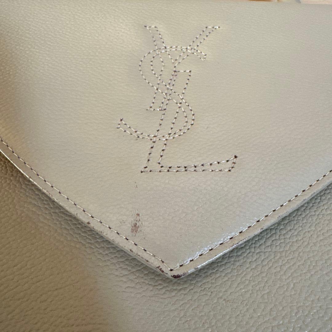 イヴ・サンローラン　ベージュバック