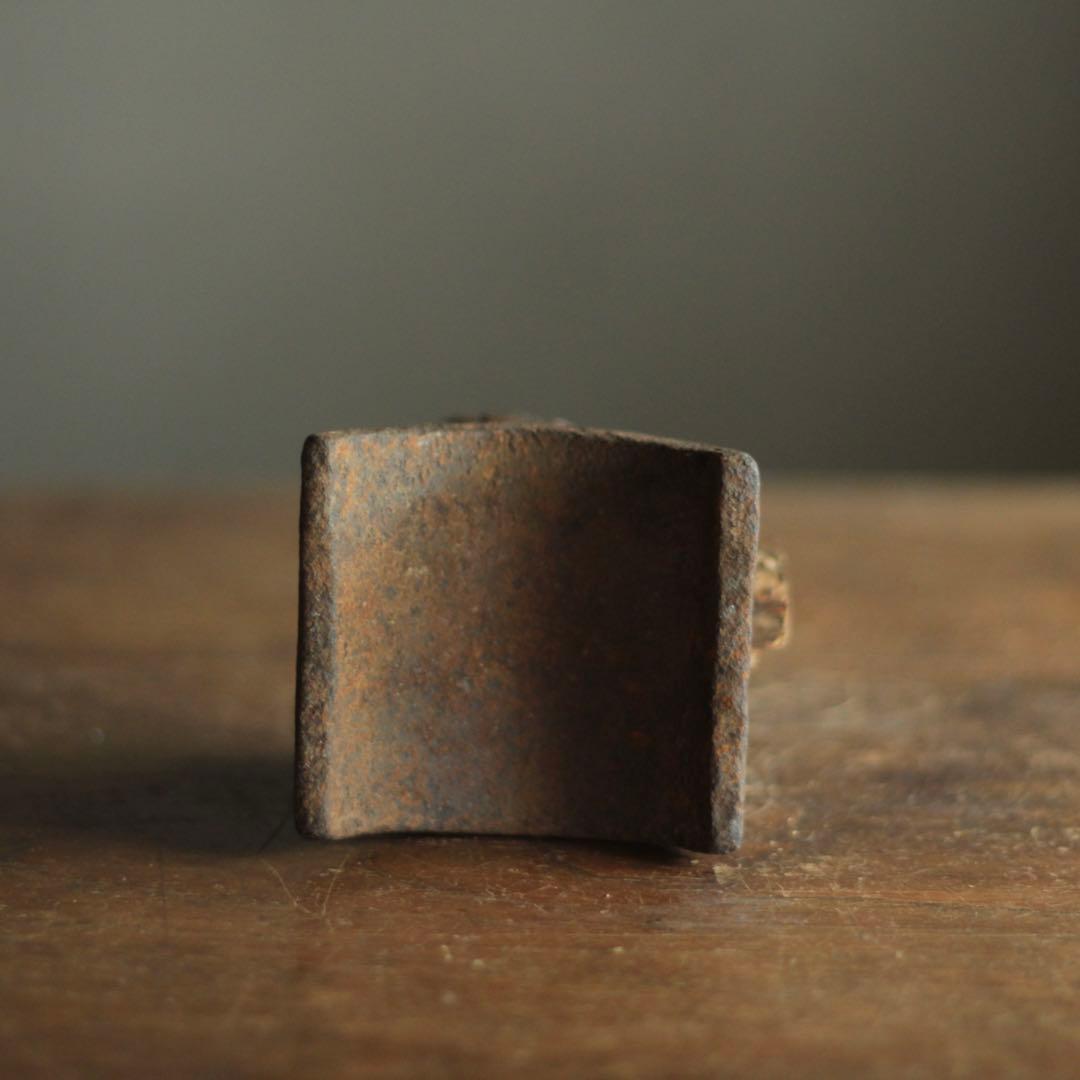 鉄塊 オブジェ 古道具 アンティーク デビルスタワーのような。