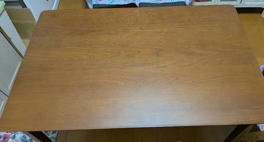 ニトリ 人気シリーズ オーク材 木製 ブラウンダイニングテーブル