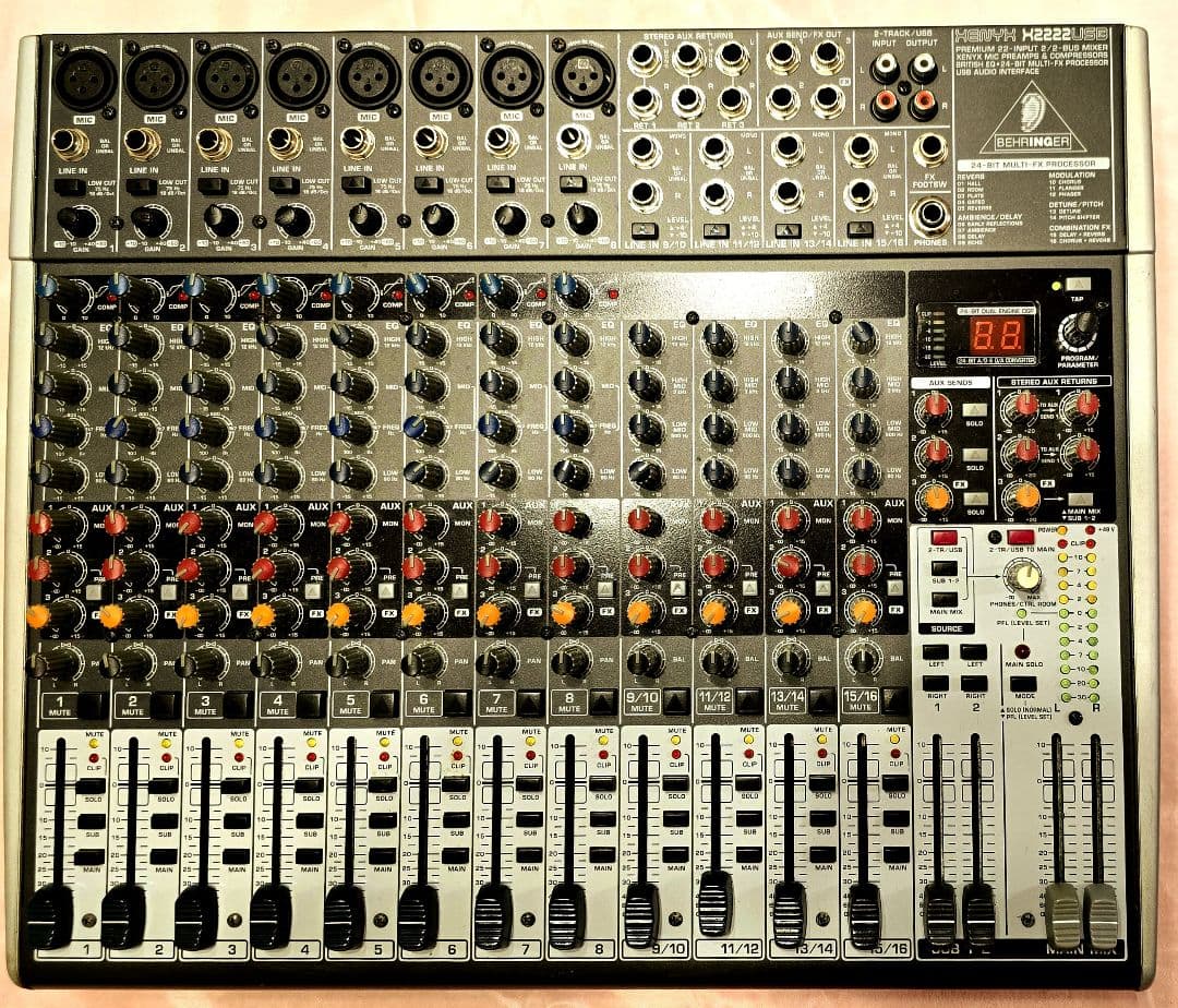 BEHRINGER XENYX X2222USB アナログミキサー 難点あり。
