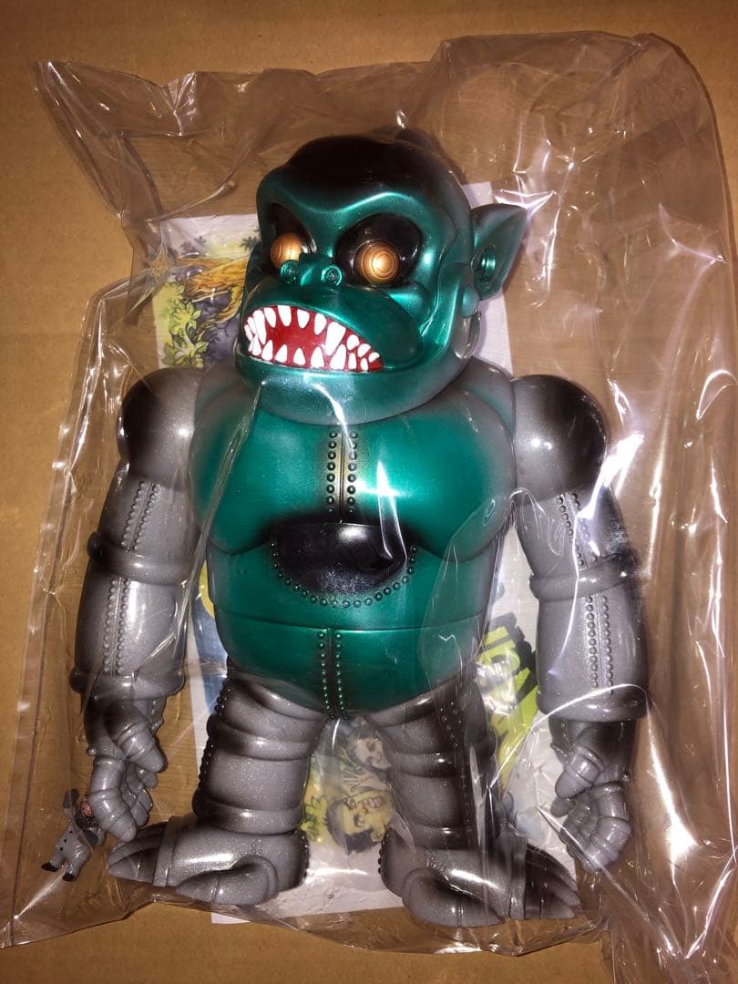 ☆極上 非売品☆『HMV』ベアブリック2nd☆キューブリック☆ソフビ☆bape