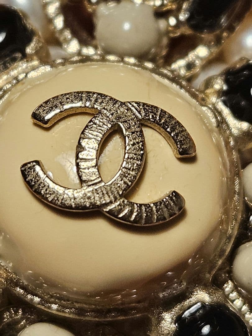 壊れあり】CHANEL クローバー型ブローチ 壊れあり】CHANEL クローバー