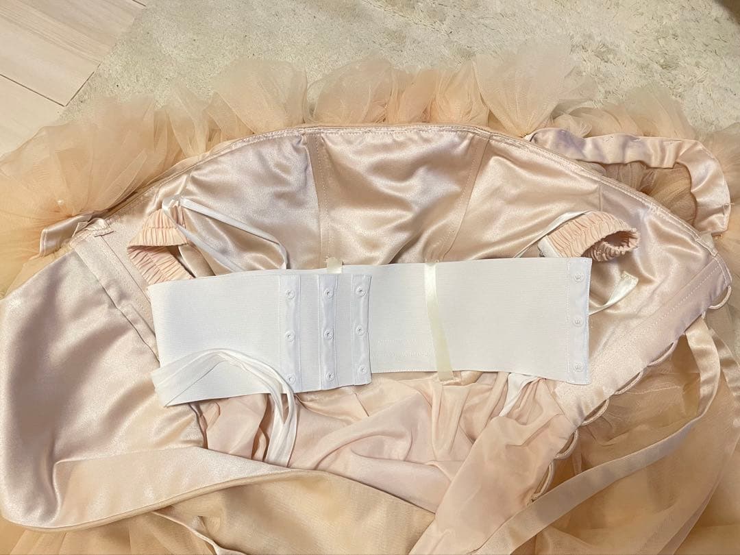 ハツコエンドウ ジル風 カラードレス ベージュ パニエ付き