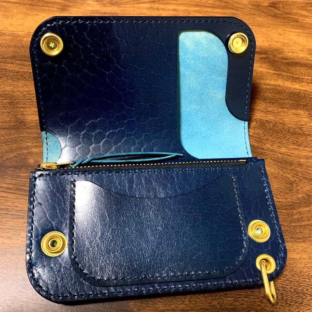 トラッカーウォレット　ミドル　新喜皮革　ホースバット　CA008