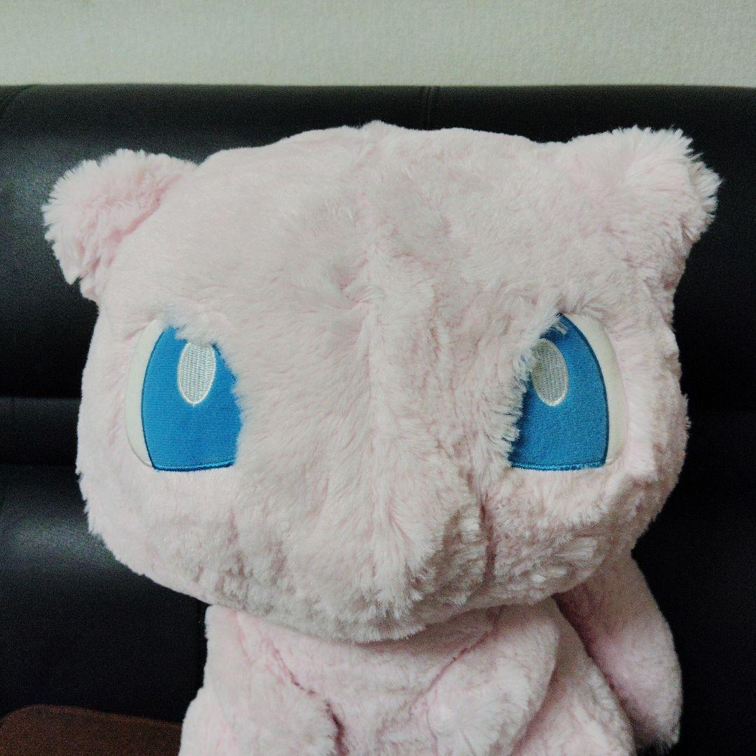 ポケモン★♥ミュウ♥★おっきいふわふわ　ぬいぐるみ★ポケモンセンター★2019年