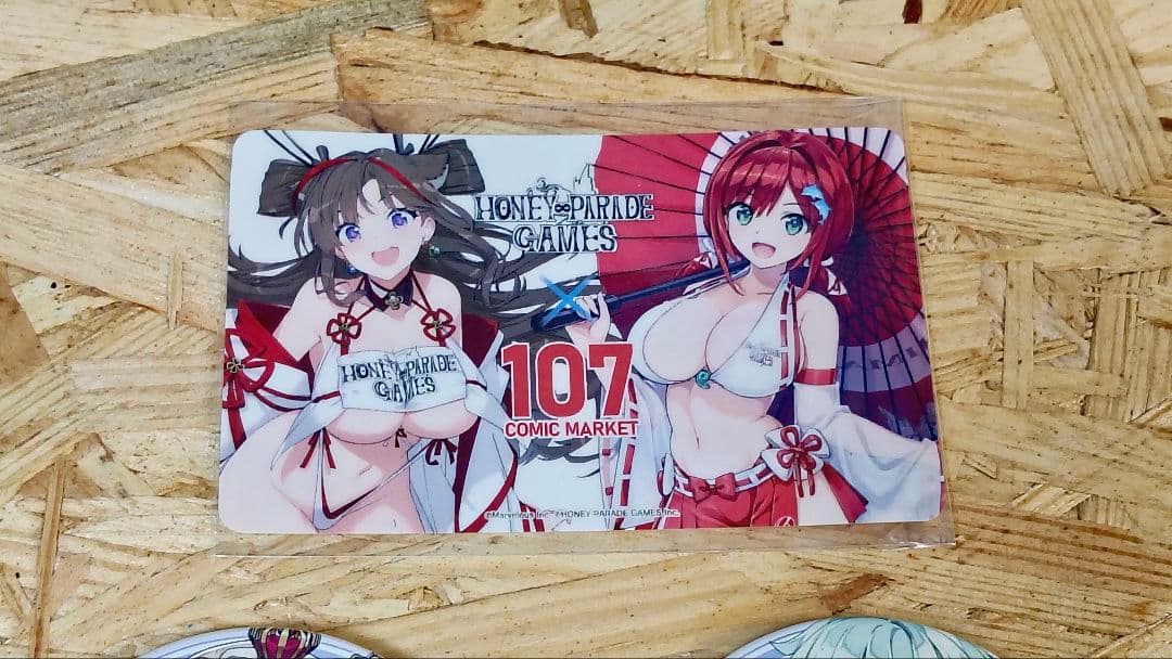 □ドルウェブ 缶バッジセット（セレナ・ルイス/ヴィーナ）＋ステッカー