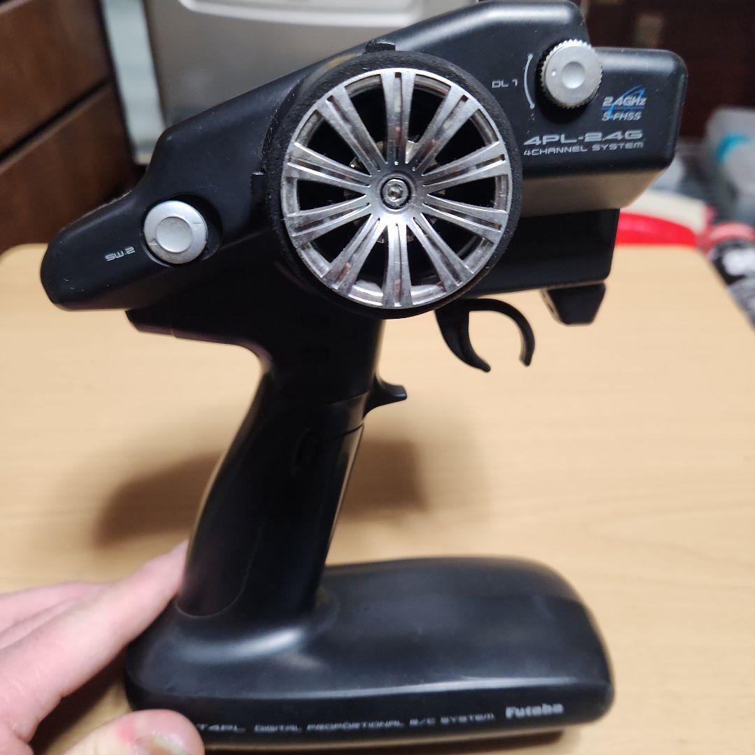 Futaba BLS551 カーボンシャーシ ヨコモ DRB ケツカキ仕様 - メルカリ