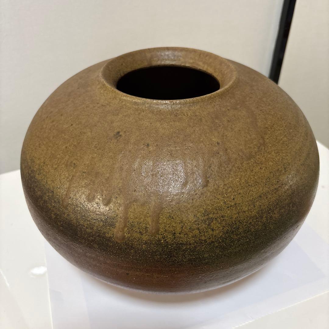 備前焼〕壺 茶色 球形 陶器広口 中村 勉作