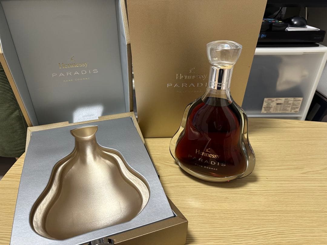 Hennessy ヘネシーパラダイス新品未開封Box付き Hennessy Paradis 2026 Lunar New Year Gift Box | ReserveBar