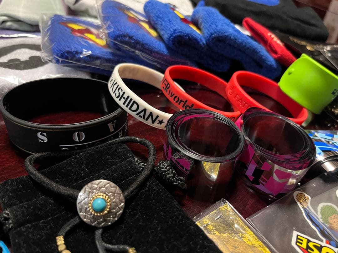 UVERworld グッズ グローブ まとめ売り セット｜楽天市場】uverworld