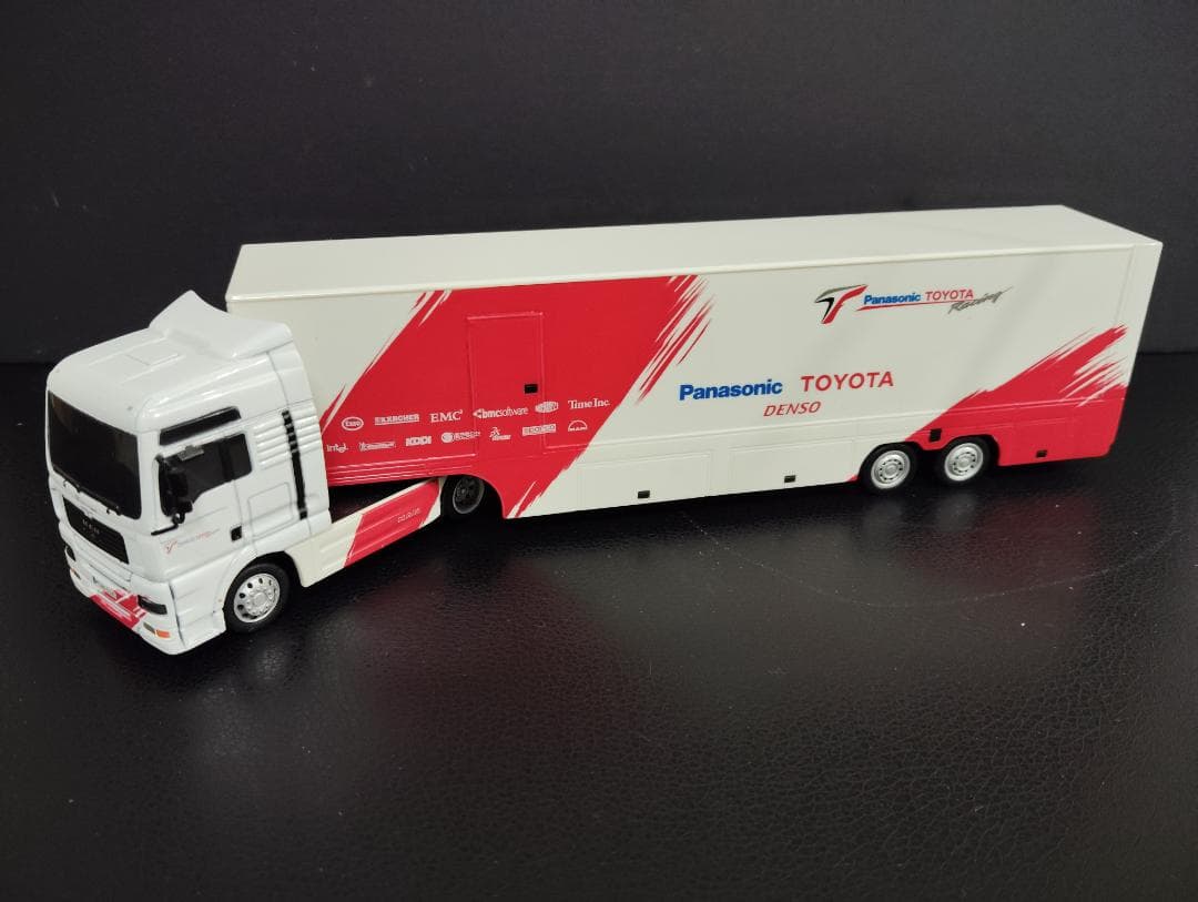 KYOSHO RCトランスポーター 1/64　教習所マップ