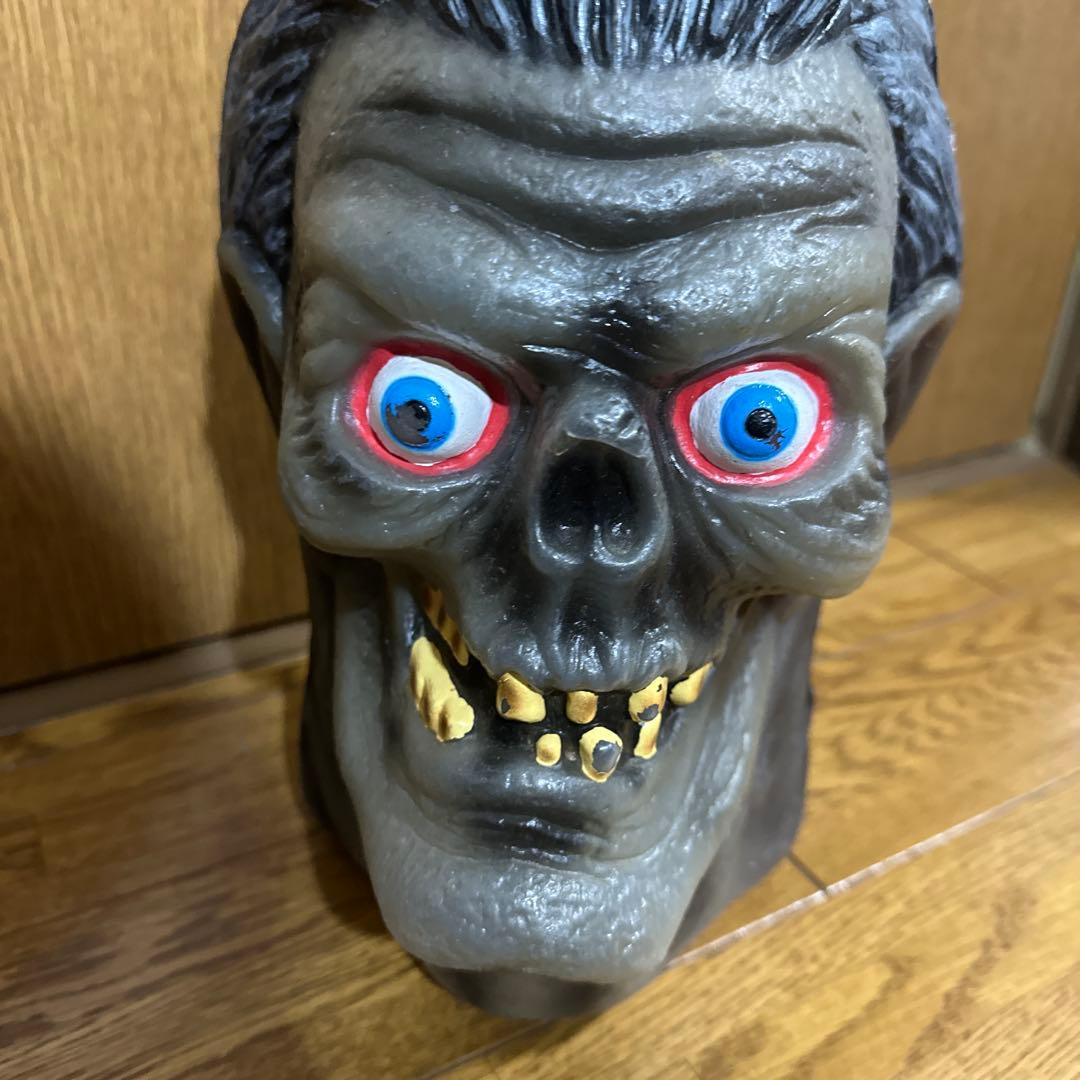 クリプトショー　頭　チャッキー　ホラー