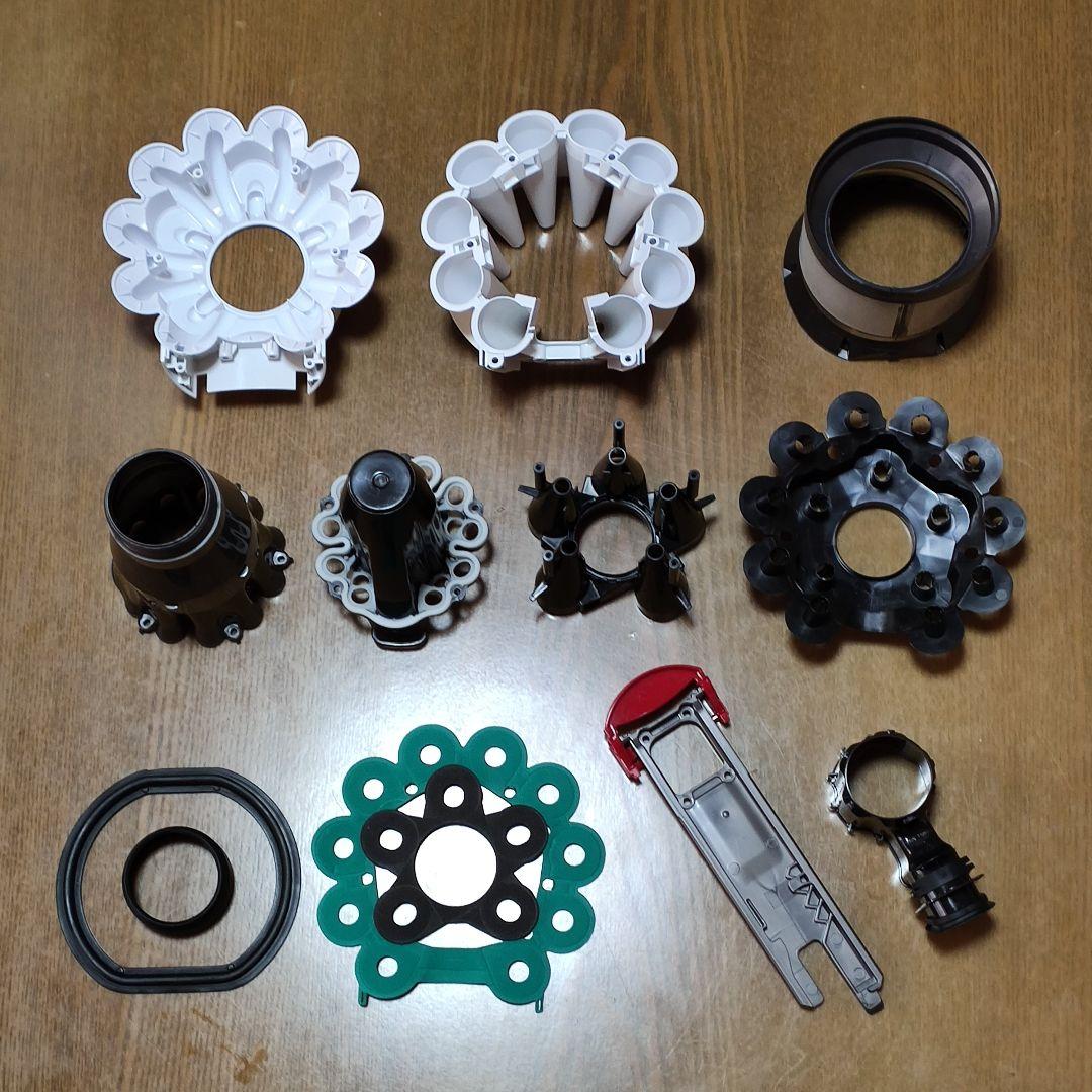 ダイソン V7 HH11掃除機 ＋マキタ18vアダプターセット分解清掃済み動作