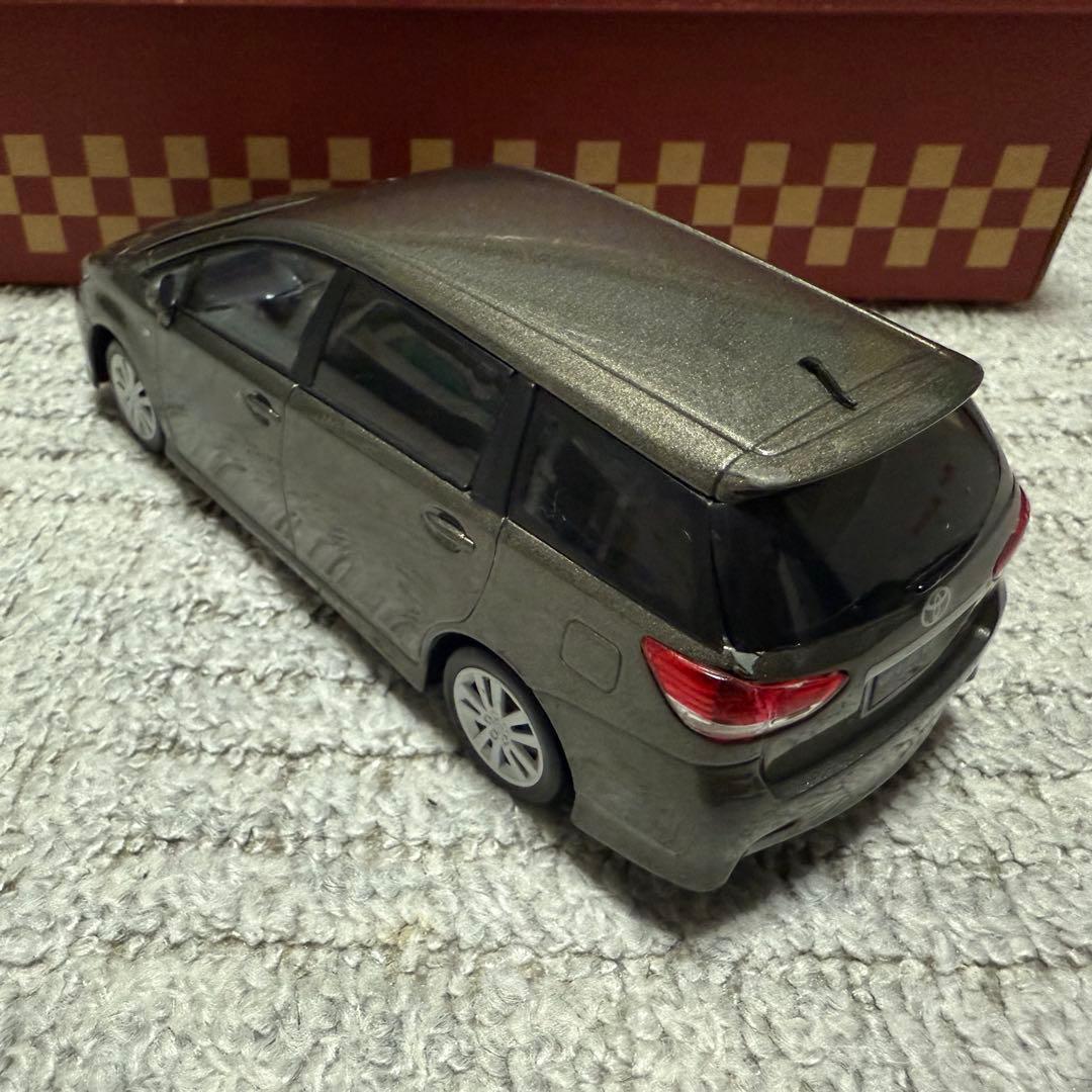 トヨタ ウィッシュ カラーサンプル ミニカー