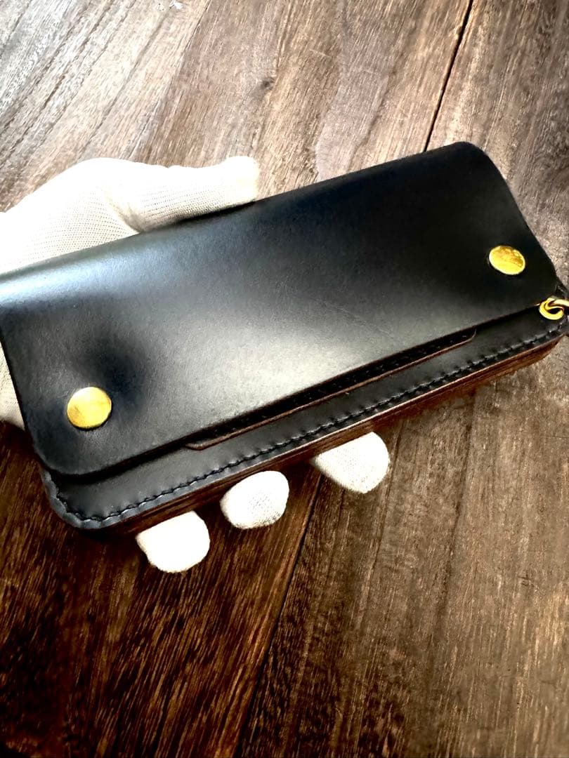 ☆(Horweenクロムエクセル)♯茶芯ブラック　トラッカーウォレット