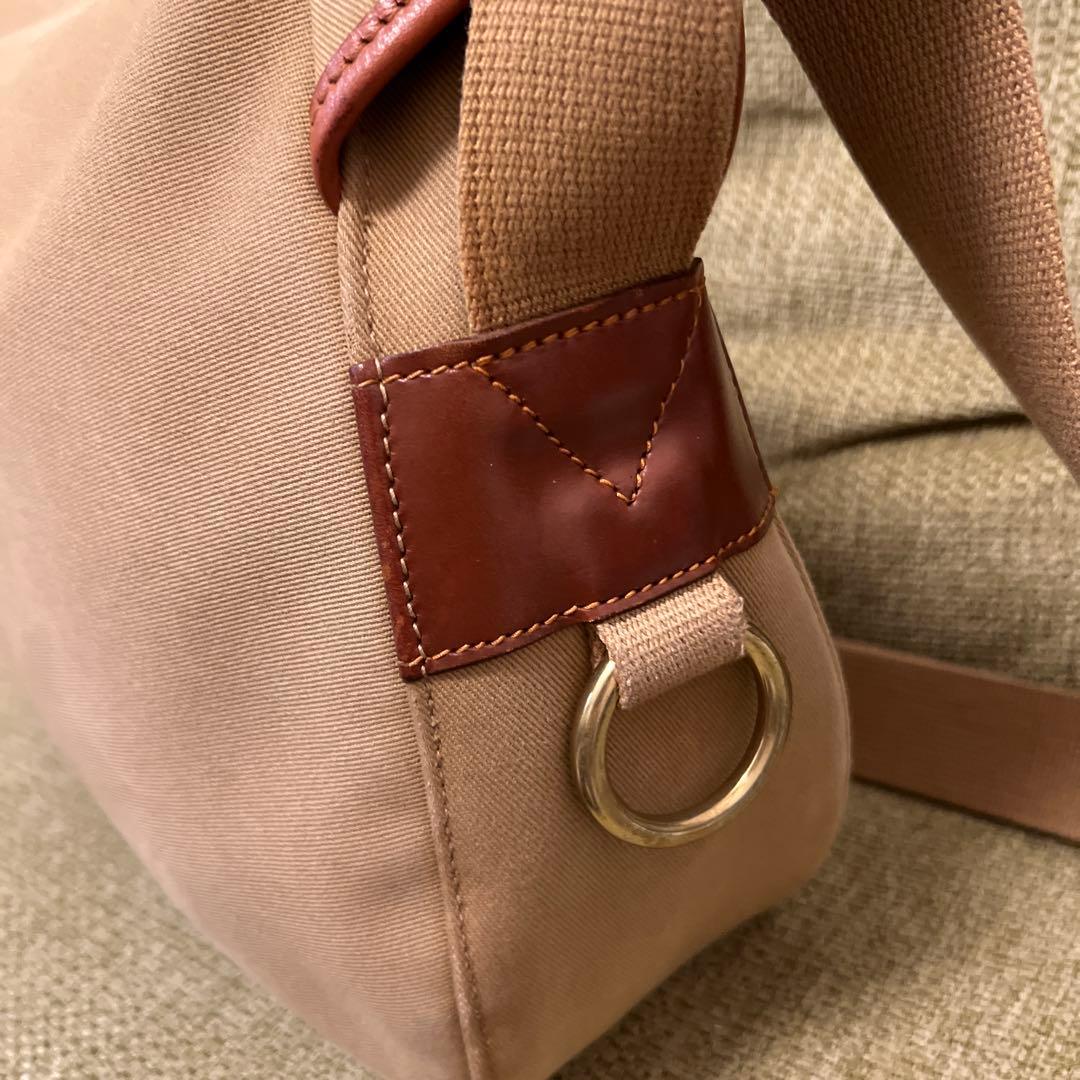 BRADY アリエルトラウト　スモール