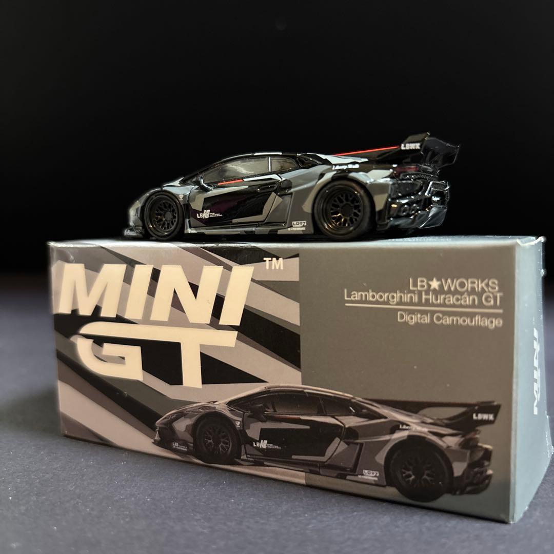 MINIGT LBWK 1/64 ランボルギーニ ウラカン カモフラージュ