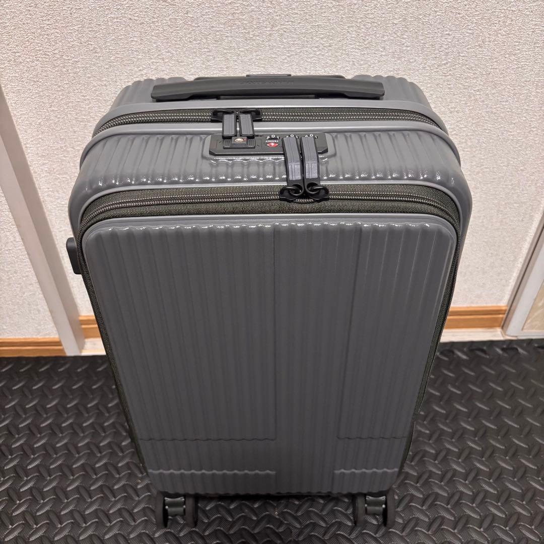 ふう様専用【美品】イノベーター キャリーケース 38L スティールグレー