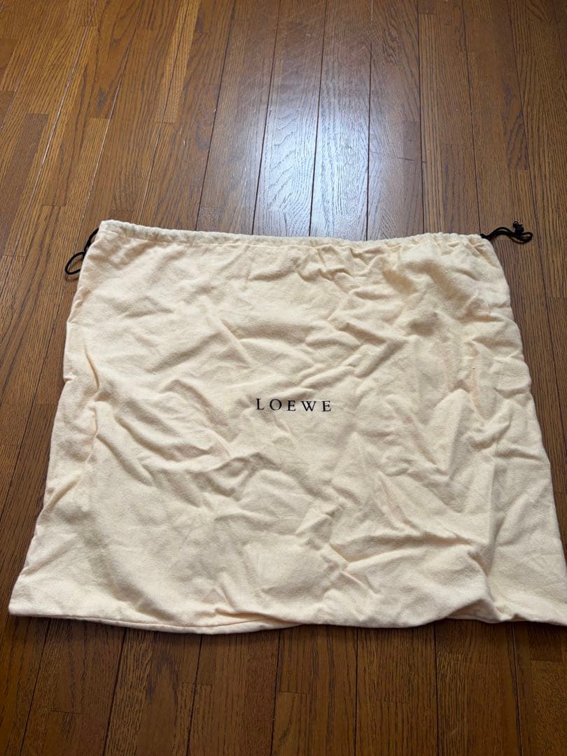 ロエ　レザー ショルダーバッグ