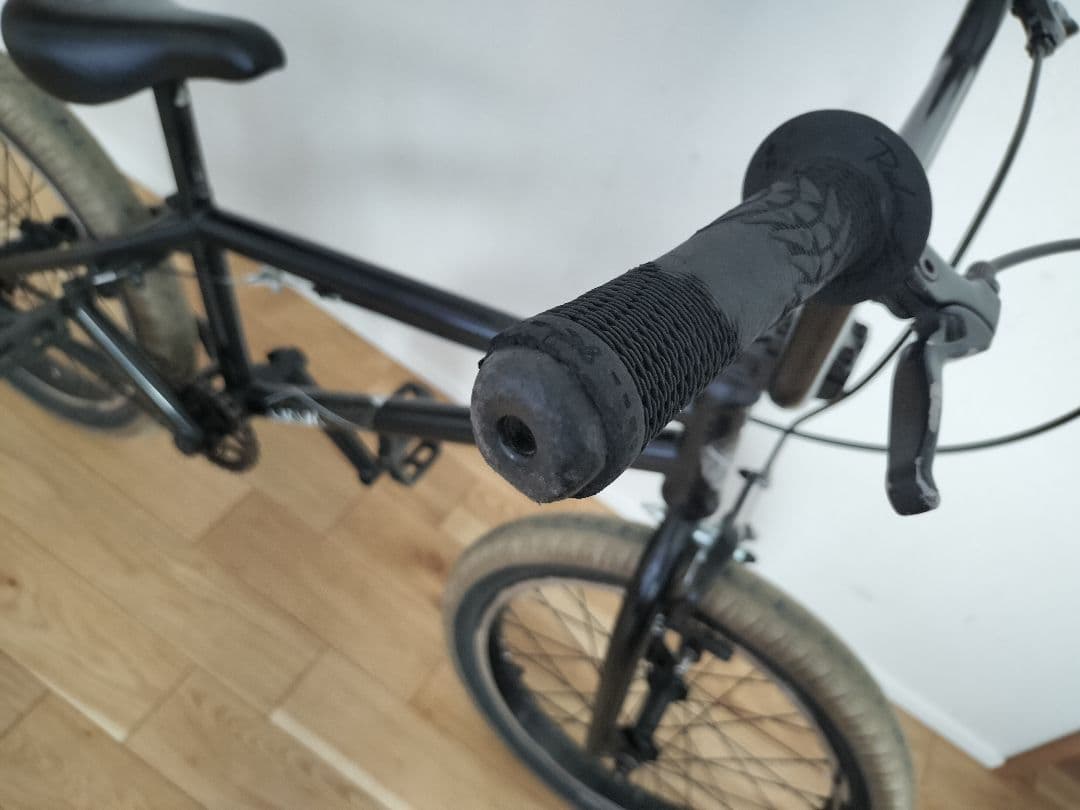 FLY NOVA BMXバイク ブラック 18インチ