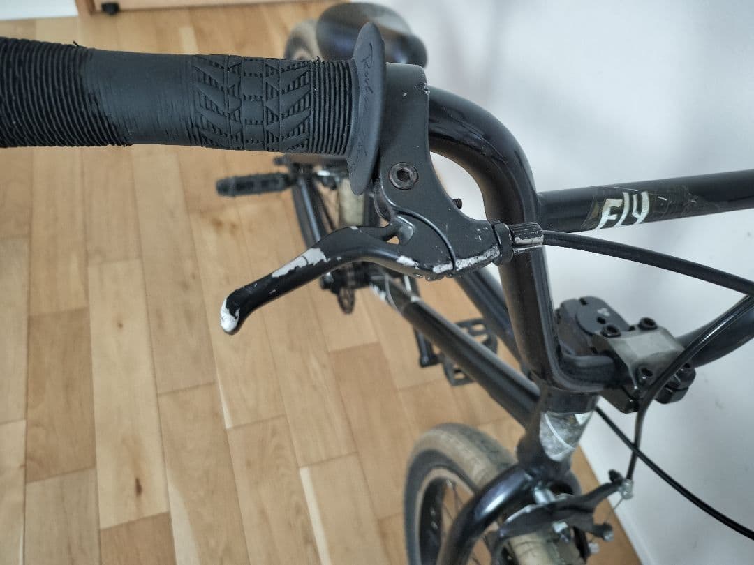 FLY NOVA BMXバイク ブラック 18インチ