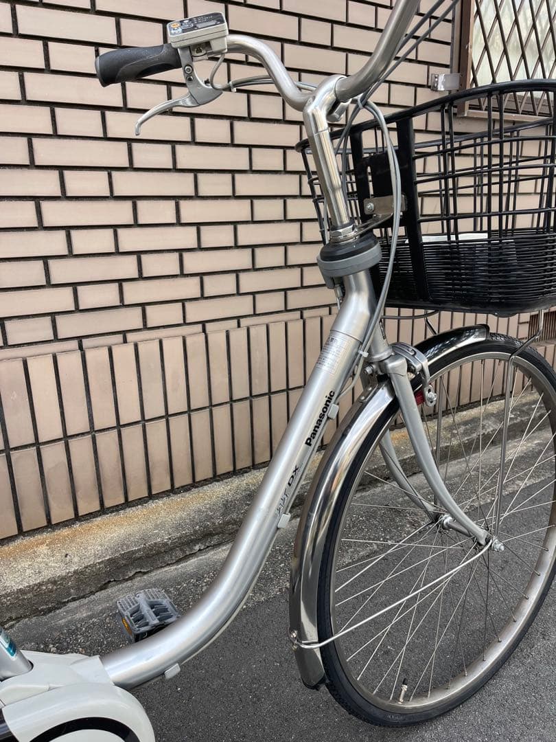 電動アシスト自転車 シルバー 前バスケット付き