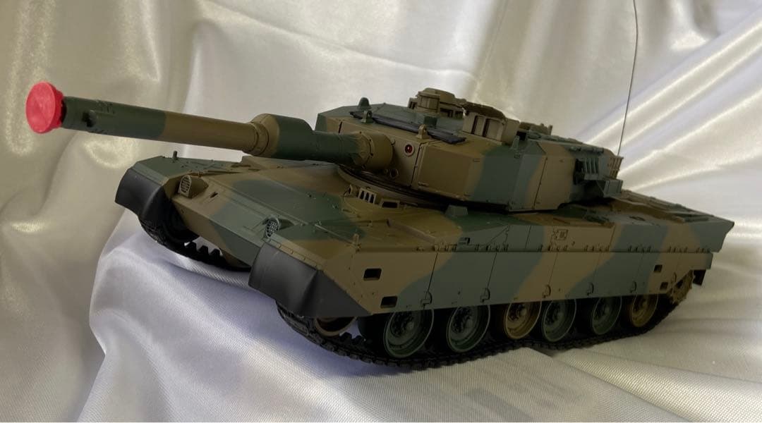 1/24ラジオコントロール　バトルタンク　作動確認済