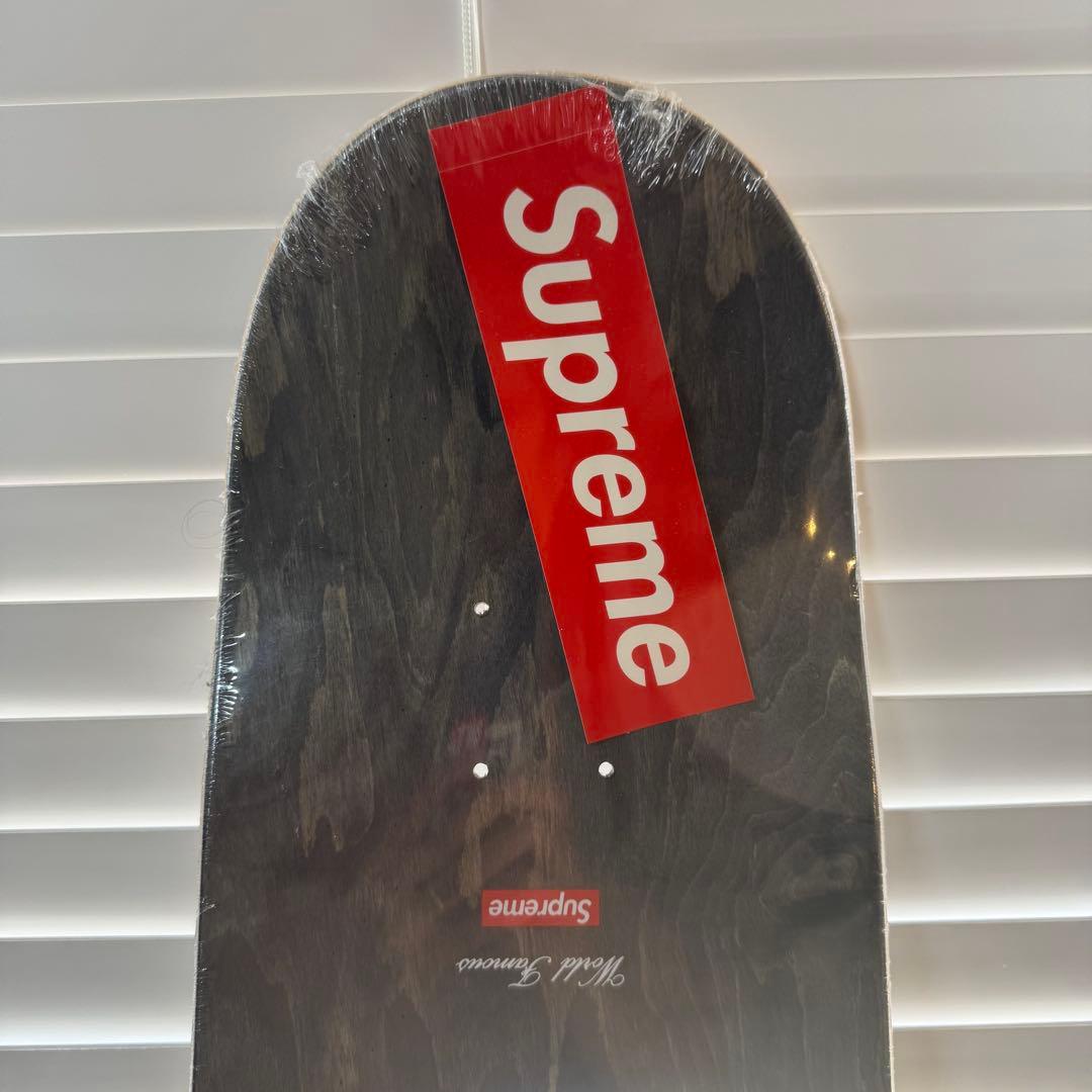 スケートボード Supreme Distorted Logo Skateboard Photo