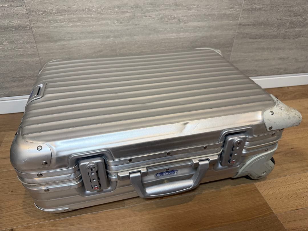 ◎希少◎ RIMOWAリモワ☆トパーズ☆機内持ち込み2輪TSAロック