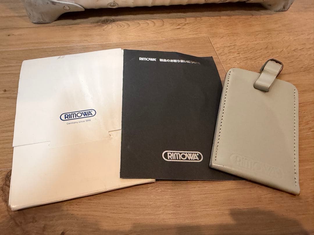 ◎希少◎ RIMOWAリモワ☆トパーズ☆機内持ち込み2輪TSAロック
