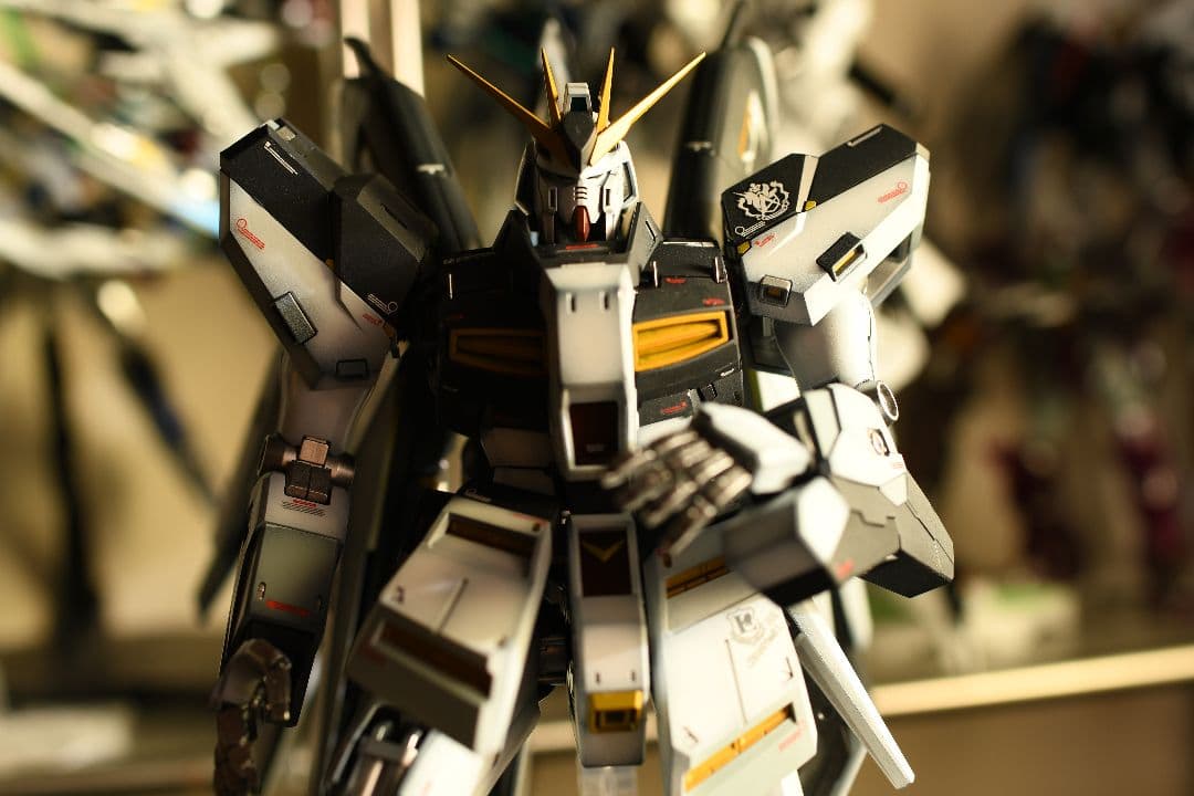 MGHi-vガンダム　全塗装完成品