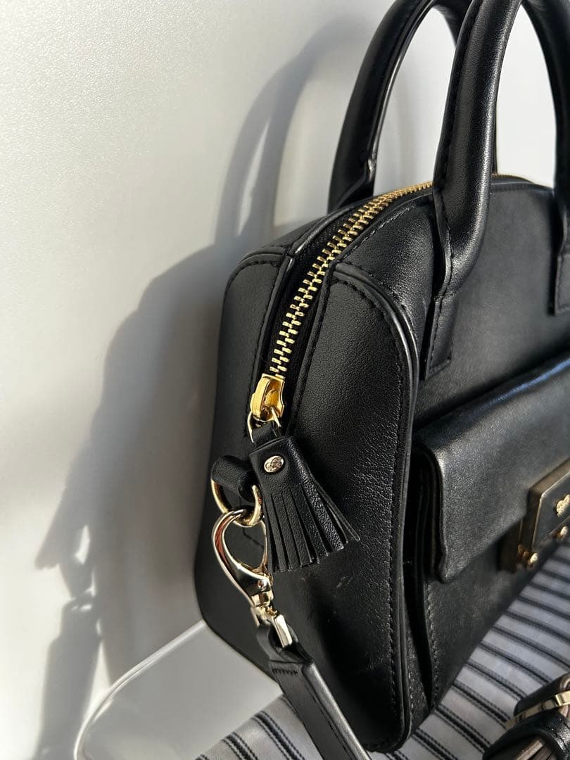 【kumako様】ANYA HINDMARCH 黒 レザー ショルダーバッグ