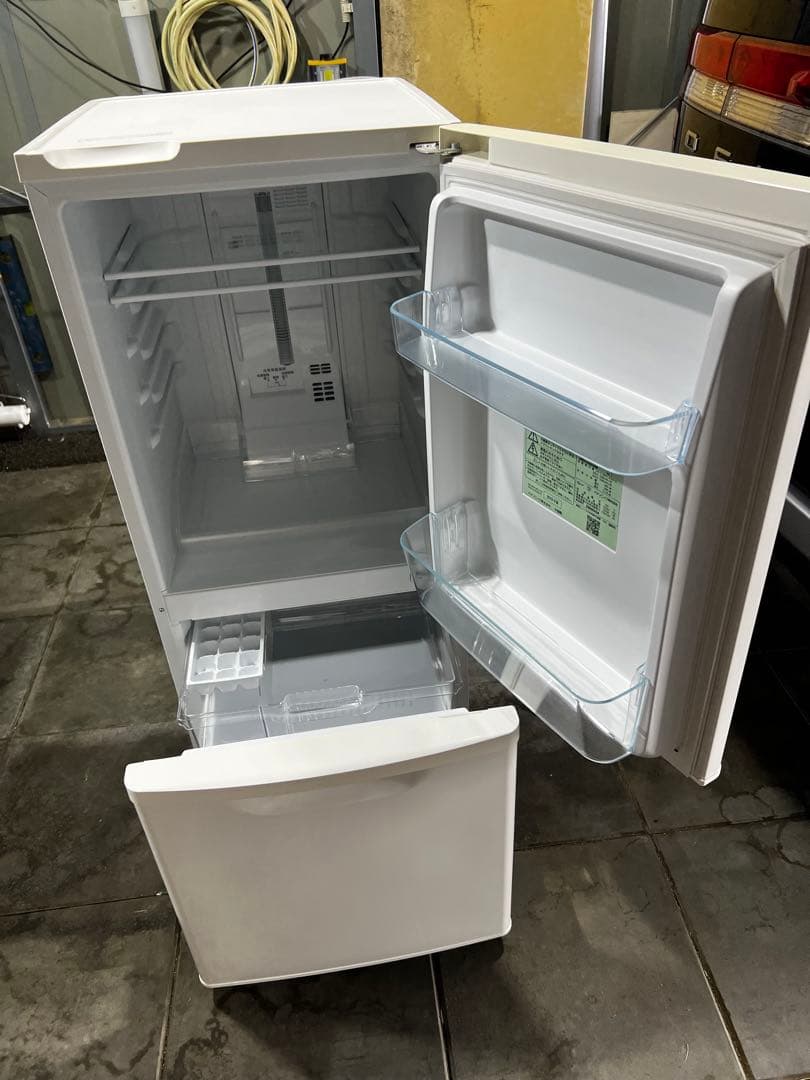 Panasonic 冷蔵庫 ホワイト　138L NRーBW14CJーW