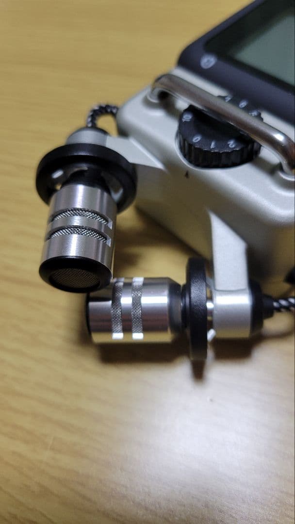 ZOOM H5 ハンディレコーダー