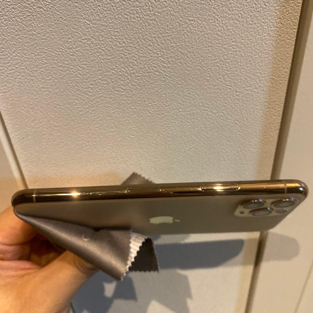 海外版 iPhone 11 Pro 512GB SIMフリー シャッター音無し