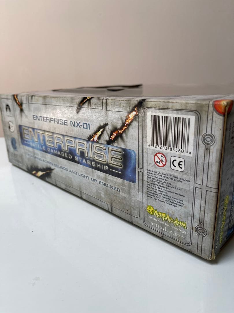 年末年始セール　スタートレック　エンタープライズ　NX-01 バトルダメージ