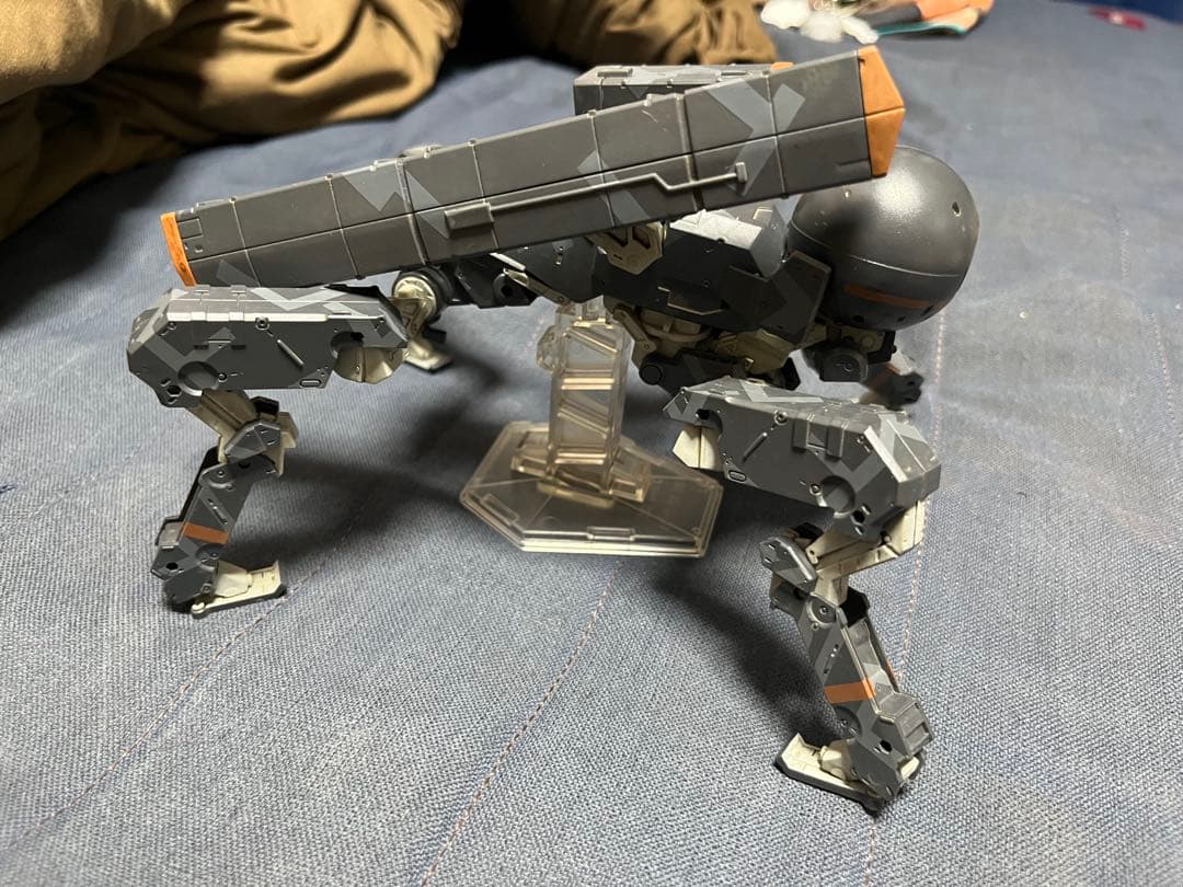 プレイアーツ改 バシリスク(ピースウォーカー) メタルギア