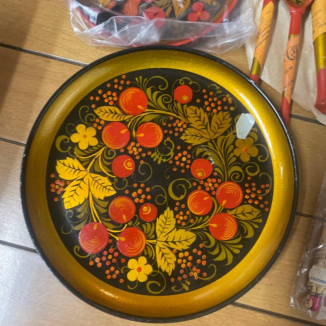 ロシア　ホフロマ塗り　工芸品　アンティーク　小物入れ