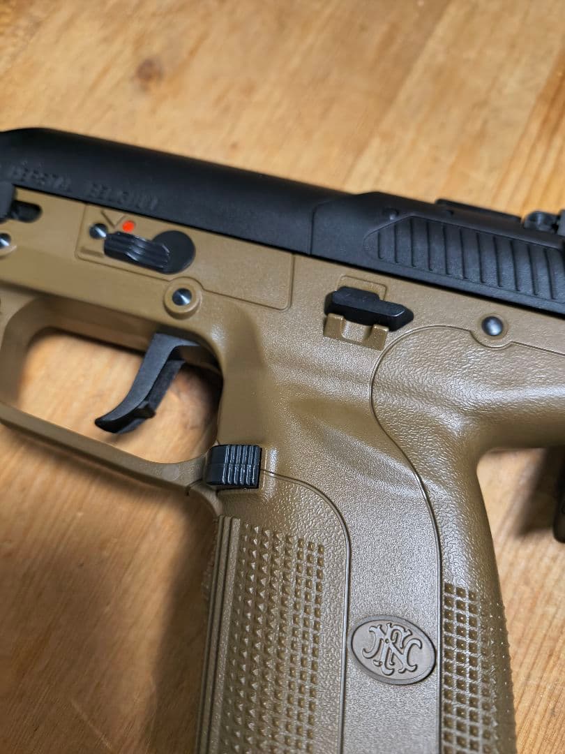 マルシン　FN5-7 旧型真鍮ピストン　難あり