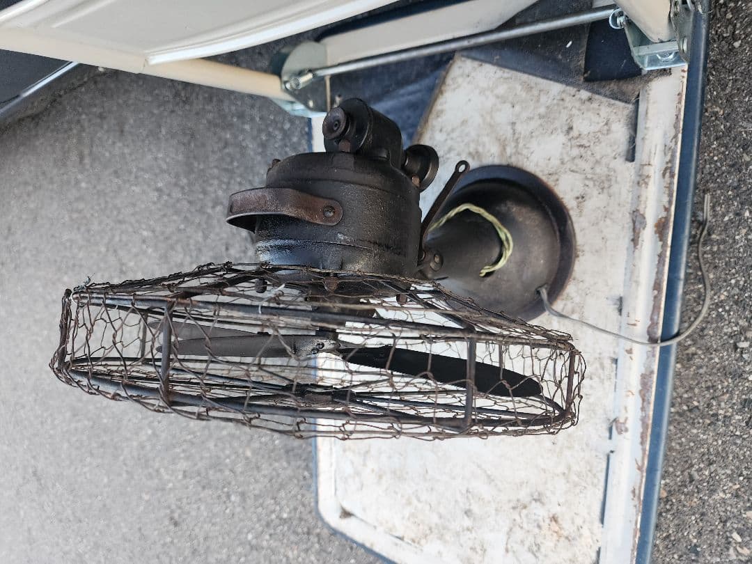 ヴィンテージ　レトロ　扇風機 　昭和風 　クラシック 現状品　ジャンク　東芝？