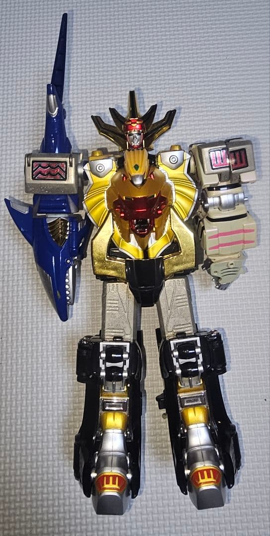 百獣戦隊ガオレンジャー DXガオキング Amazon | 百獣戦隊 ガオレンジャー D X 超合金 百獣合体 ガオキング