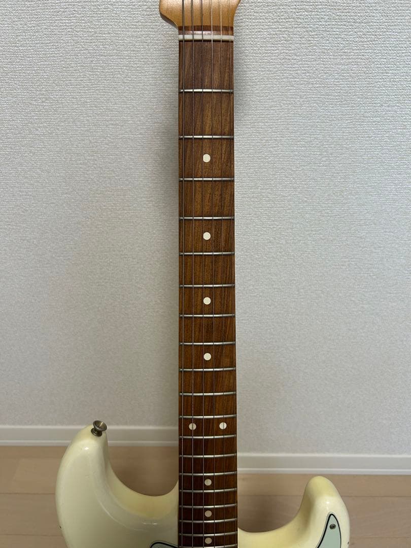 Fenderフェンダー Road Worn Stratocaster