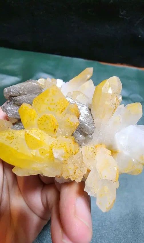 方解石入りマンゴークォーツ 方解石入りマンゴークォーツ 方解石入り