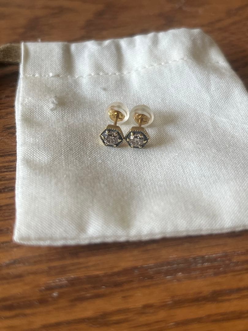 satomi kawakita ピアス 3.5ミリサイズ - メルカリ