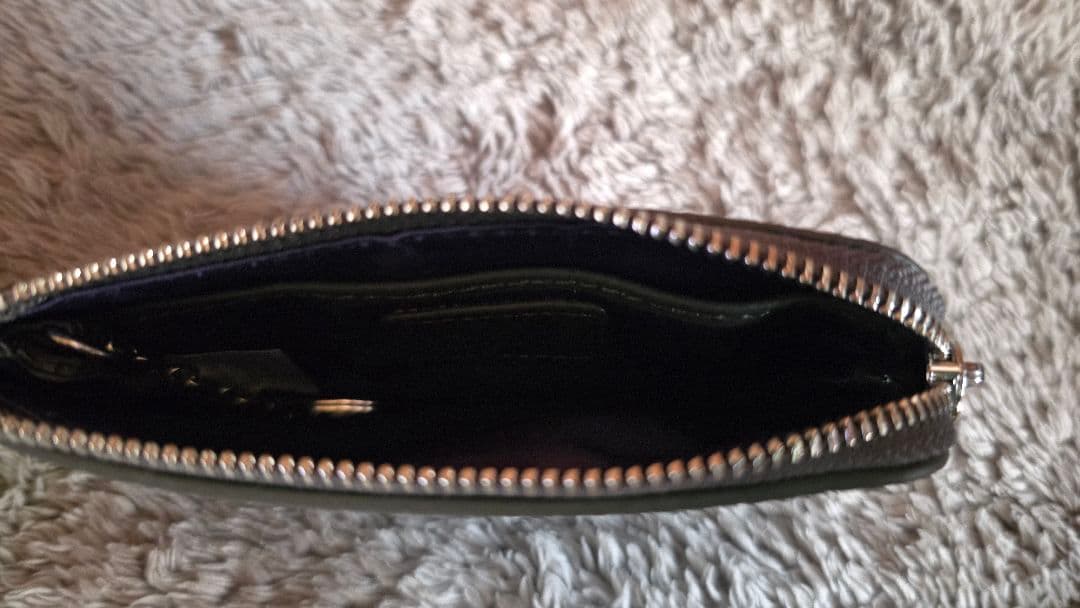 イヤパピオネ　はぴたんぶい×PEZ×ear パスキーケース　グレー　カラビナ