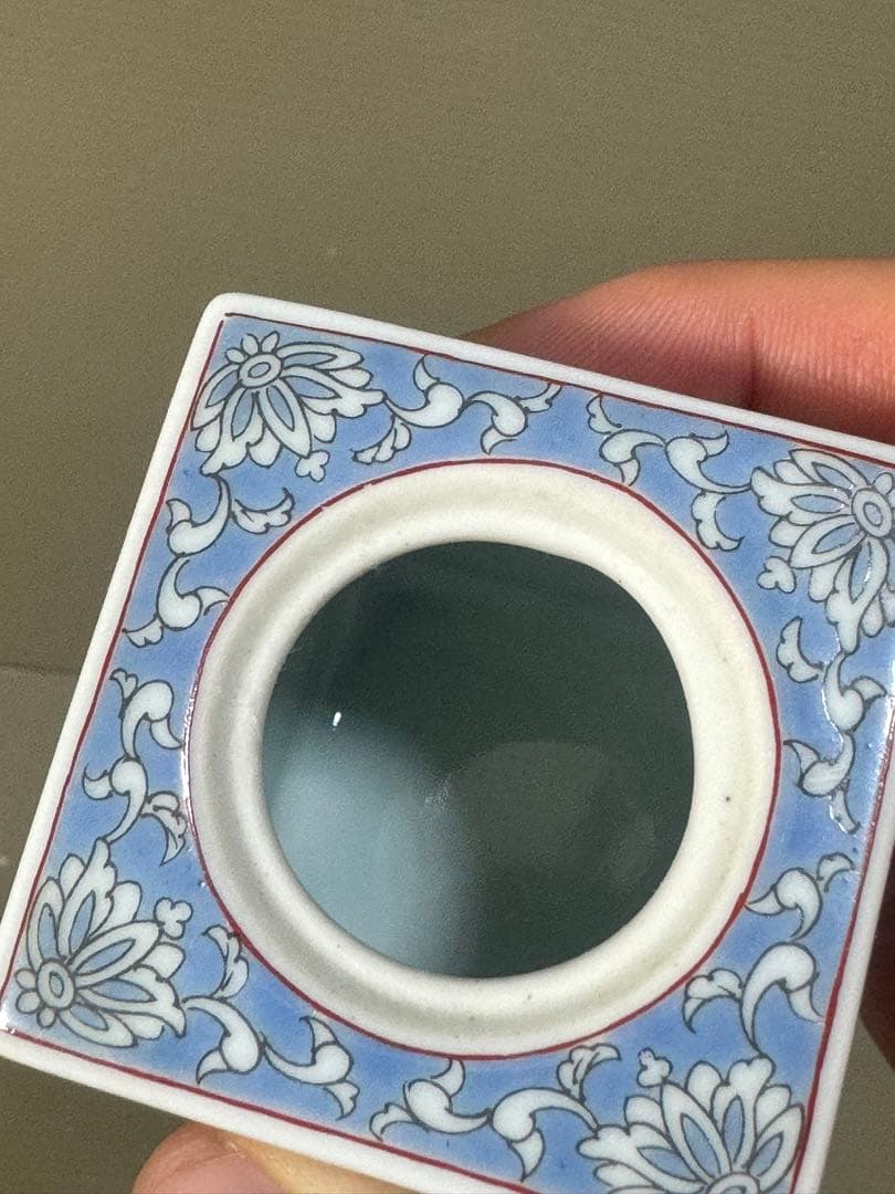 2277 伊万里徳右衛門錦菊花文角香炉