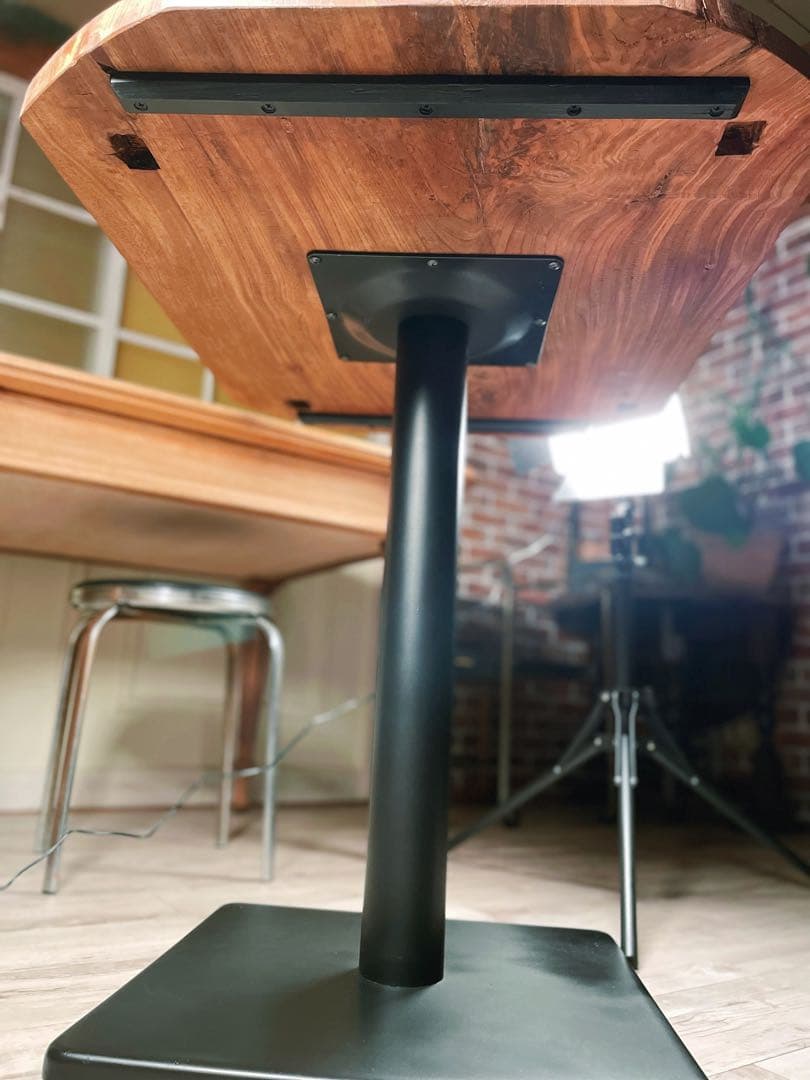 Vintage 赤ケヤキ一枚板　アイアンテーブル　銘木　Cafe table