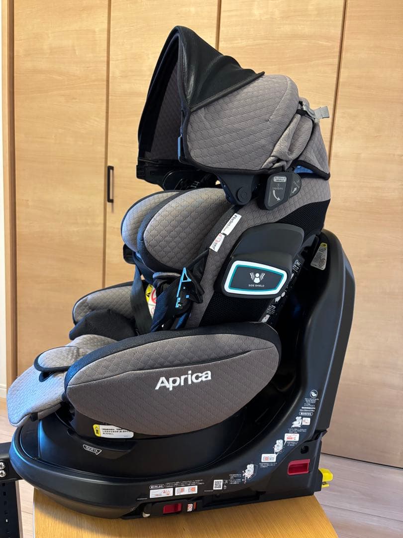 Aprica フラディアグロウ ISOFIX 360° セーフティー プレミアム