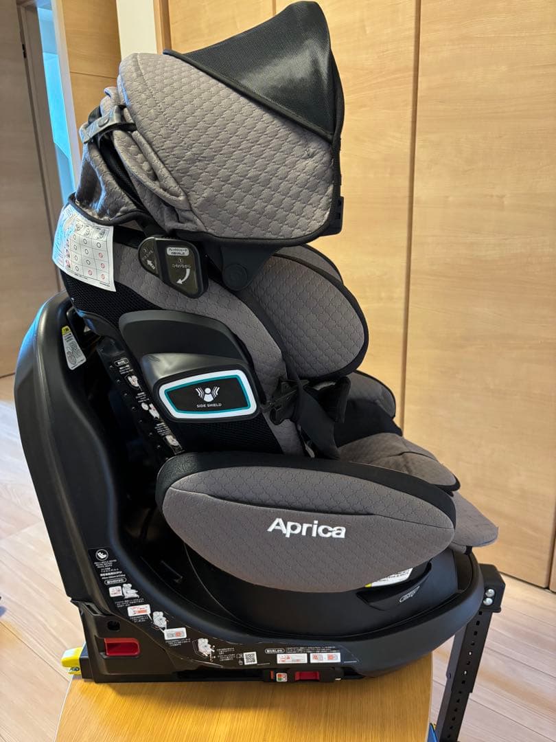 Aprica フラディアグロウ ISOFIX 360° セーフティー プレミアム