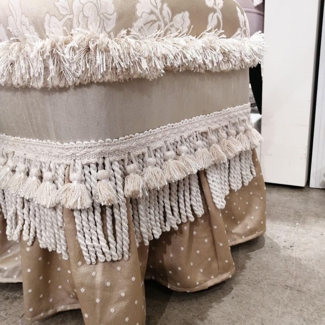 Φ【美品】ジェニファーテイラー Heirloom オットマン フットスツール ①